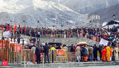 Uttarakhand: 3 killed, 8 injured in landslide on Kedarnath trekking route