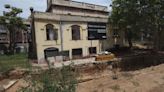 Justice demolishes luxury apartments in Sariya Park