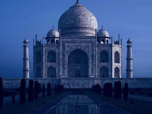 Globally renowned tourist spots in India and what to do there - Taj Mahal, Agra