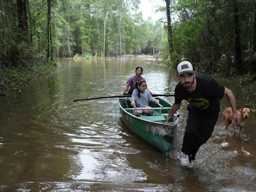 Floodwaters start receding around Houston area as recovery begins following rescues and evacuations