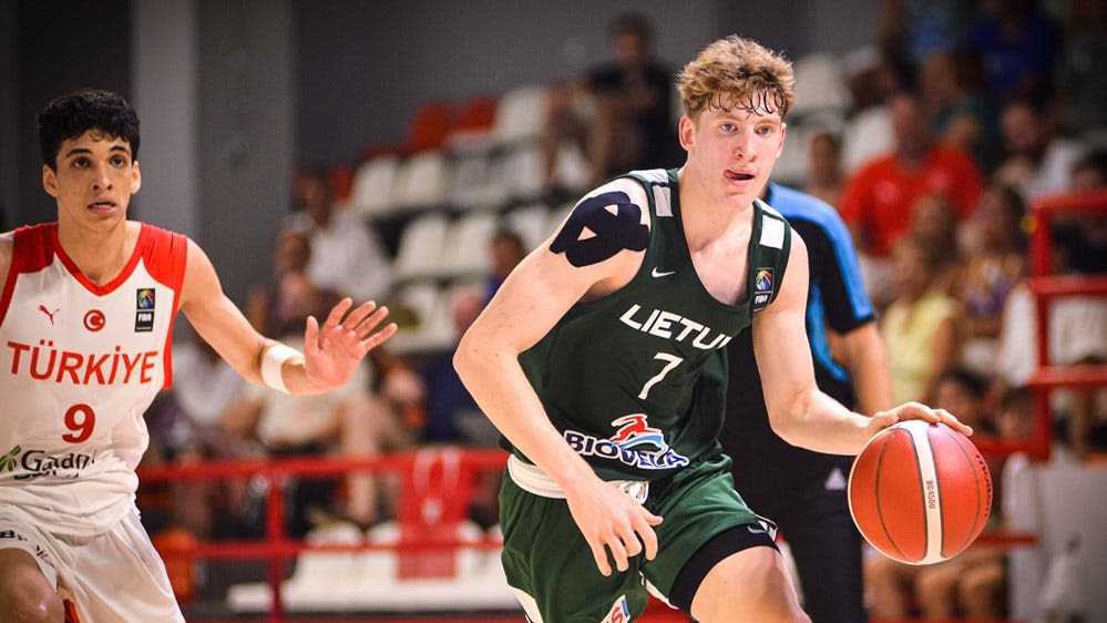 Illinois basketball adds elite European guard to its 2024-25 roster