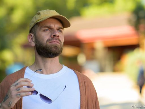 Keen'V devient acteur dans la série "Camping paradis" avec Laurent Ournac sur TF1