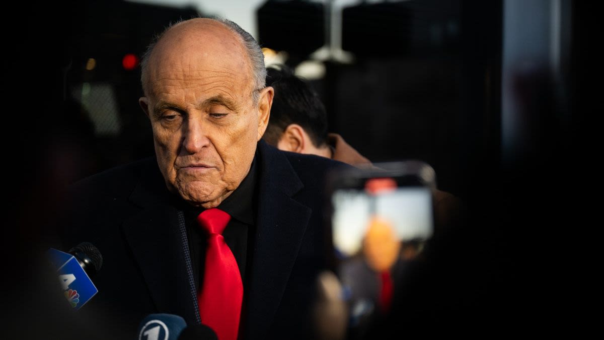 Giuliani to pay $400k to end bankruptcy case