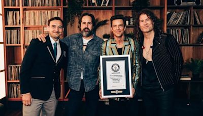 The Killers quebram dois recordes do Guinness World Records com o hit, "Mr. Brightside"