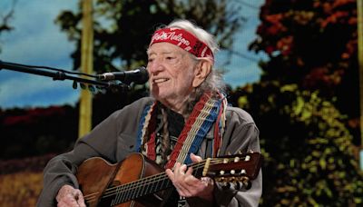 Legendary smoker Willie Nelson releasing cannabis cookbook