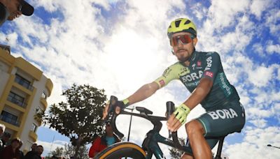 Daniel Felipe Martínez, "motivado e ilusionado" ante la tercera semana del Giro