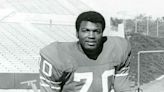 Jackson State's Leon Gray isn't in the Pro Football Hall of Fame. Former teammates wonder why