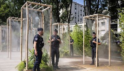 JO 2024 : Vidéos virales, drague et photos… Policiers et gendarmes font fondre Paris