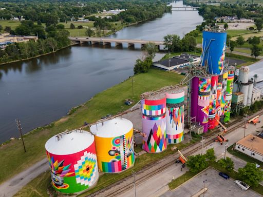 Towering Saginaw mural receives Madrid creator’s signature send-off