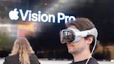 Apple’s Marketing Head for Vision Pro Retires