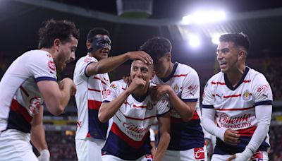 El golazo de Roberto 'Piojo' Alvarado que iluminó a unas impredecibles Chivas de Guadalajara