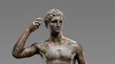 Italia tiene derecho a confiscar el Atleta Victorioso de Lisipo, expuesto en un museo de California