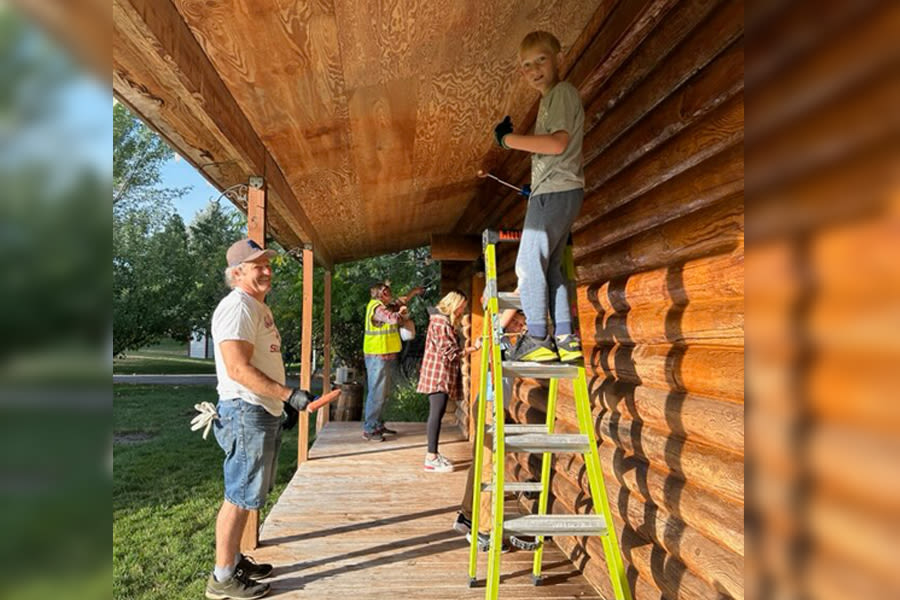 National Day of Service at The Snake River Homestead: Shelley volunteers preserve a community gem - East Idaho News