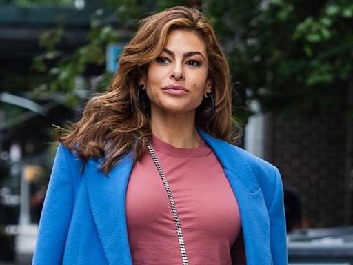 When Eva Mendes Served Pizza And Hot Dogs At Glendale Galleria Before Hollywood, “I Couldn’t Wait To…”