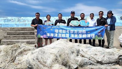 彭啓明下海清海底覆網 行動支持恢復澎湖海底之美