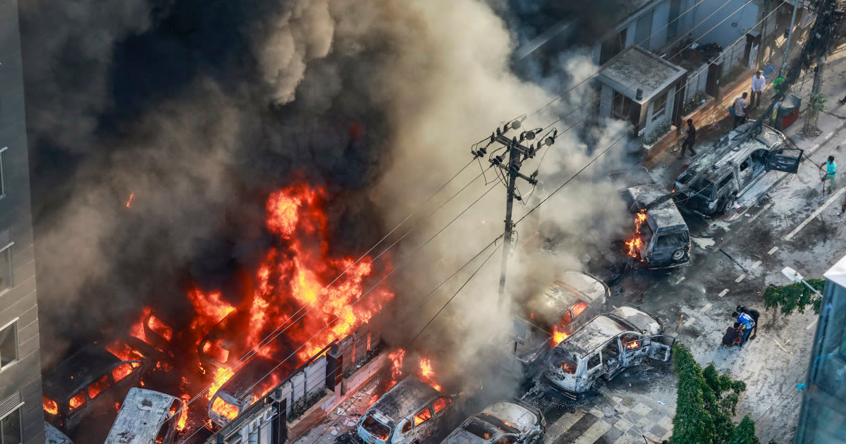 Bangladesh suspends internet after 28 killed in deadly protests