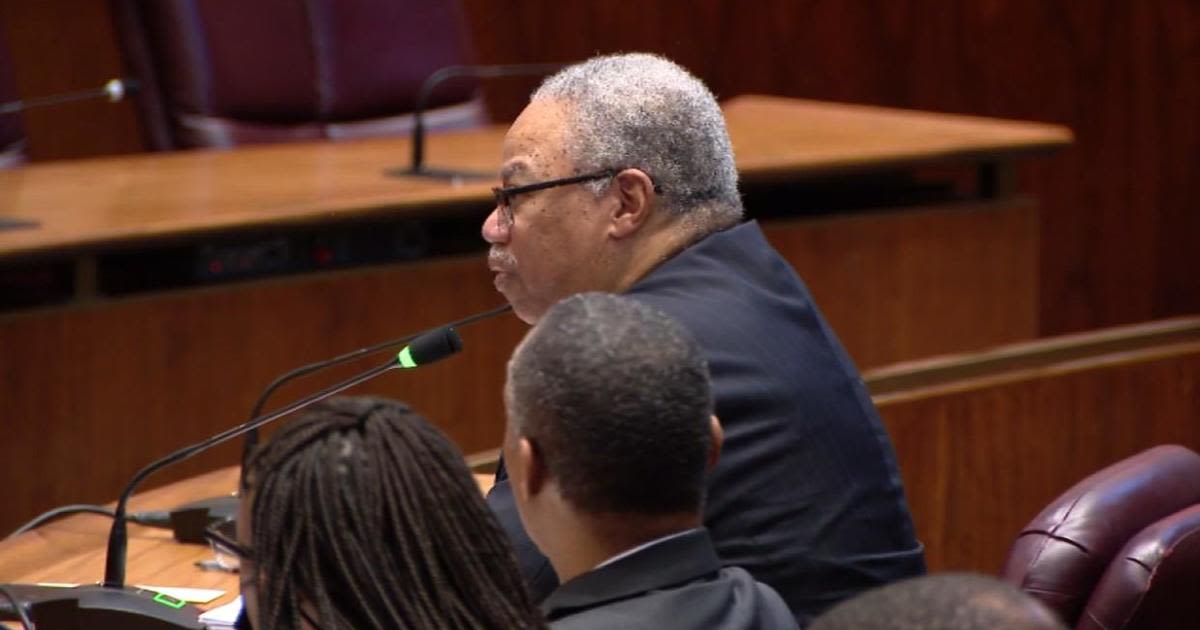 Chicago City Council members call for ouster of CTA President Dorval Carter