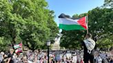 UNC students put tents back up on quad after hours of pro-Palestine protests