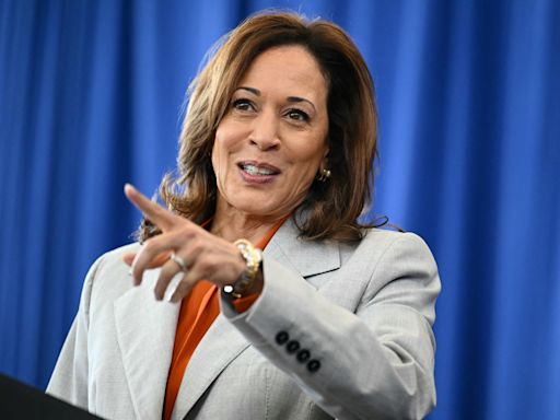 Kamala Harris is qualified to be president. So why is Joe Biden holding her back?