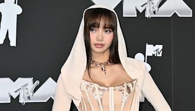 Blackpink's Lisa puts on busty display in corseted gown at MTV VMAs