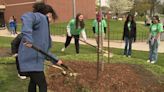 Milwaukee city leaders, students celebrate Arbor Day with tree planting