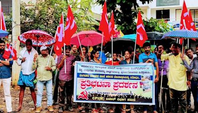 CPI(M) threatens to lay siege to Mayor’s office over delay in completing Padil-Pumpwell road project