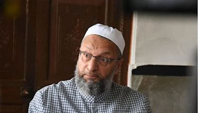 Directive on eateries for Kanwar Yatra reminds of Hitler era: Owaisi