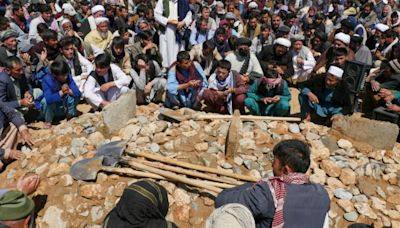 El grupo EI reivindica el ataque mortífero contra una mezquita en Afganistán