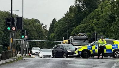 Glasgow street locked down by cops amid ongoing incident