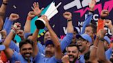 ...Rohit Sharma And Virat Kohli': Rahul Dravid's Former Teammate Lauds India Stalwarts After Trophy Celebration - News18