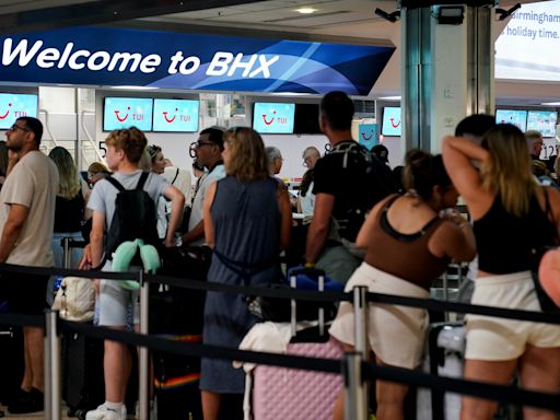 Air passengers told to go home if flight cancelled following global IT outage