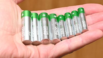 Itson ItsRecharge Pro AA & AAA batteries review: a power-up for power hungry gadgets