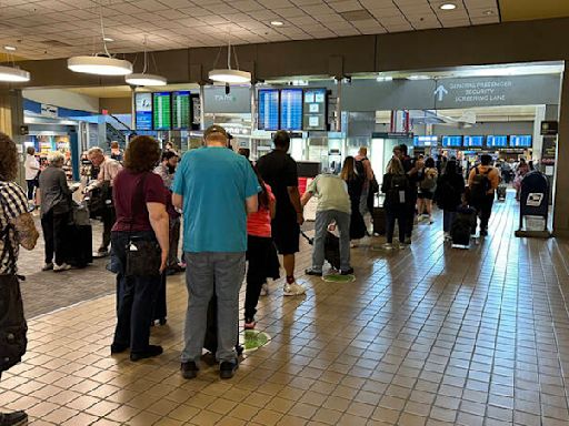 Global tech outage spurred lines at Pittsburgh airport; some government, hospital, business issues