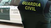Escapa drogado de la Guardia Civil y choca con un camión: el llamativo accidente que se produjo hoy en Gijón