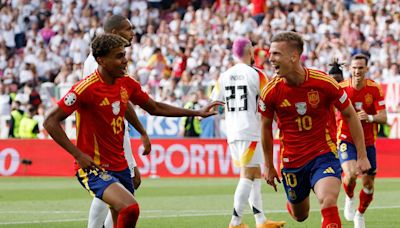 España festeja; elimina a Alemania y va a semis de la Eurocopa