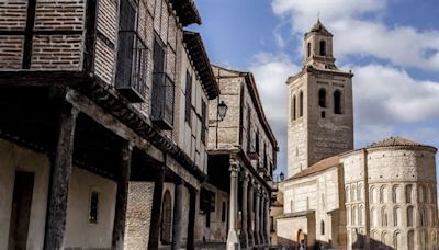 El bonito pueblo medieval de Ávila que era el preferido de Isabel la Católica