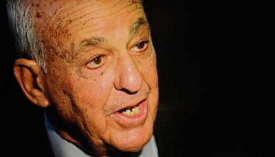 Renowned forensic pathologist Cyril Wecht dies