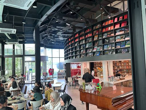 Red Red Botak Head: Restaurant hidden in library that even KL residents don’t know about