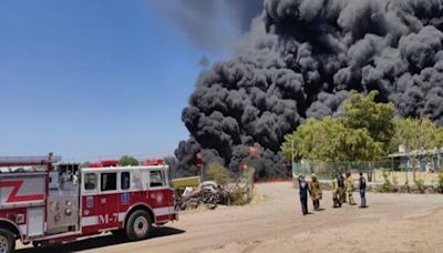 Se desconocen las cusas que provocaron el incendio en empresa de combustibles en Culiacán; no se reportan heridos