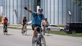 Reminiscing and reconnecting: RAGBRAI riders welcomed by family with Iowa century farm