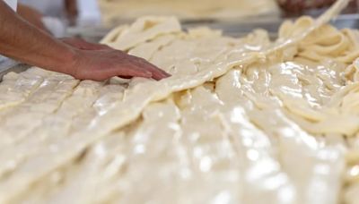 Así luce el quesillo más grande del mundo ganador del Récord Guinness hecho en Oaxaca