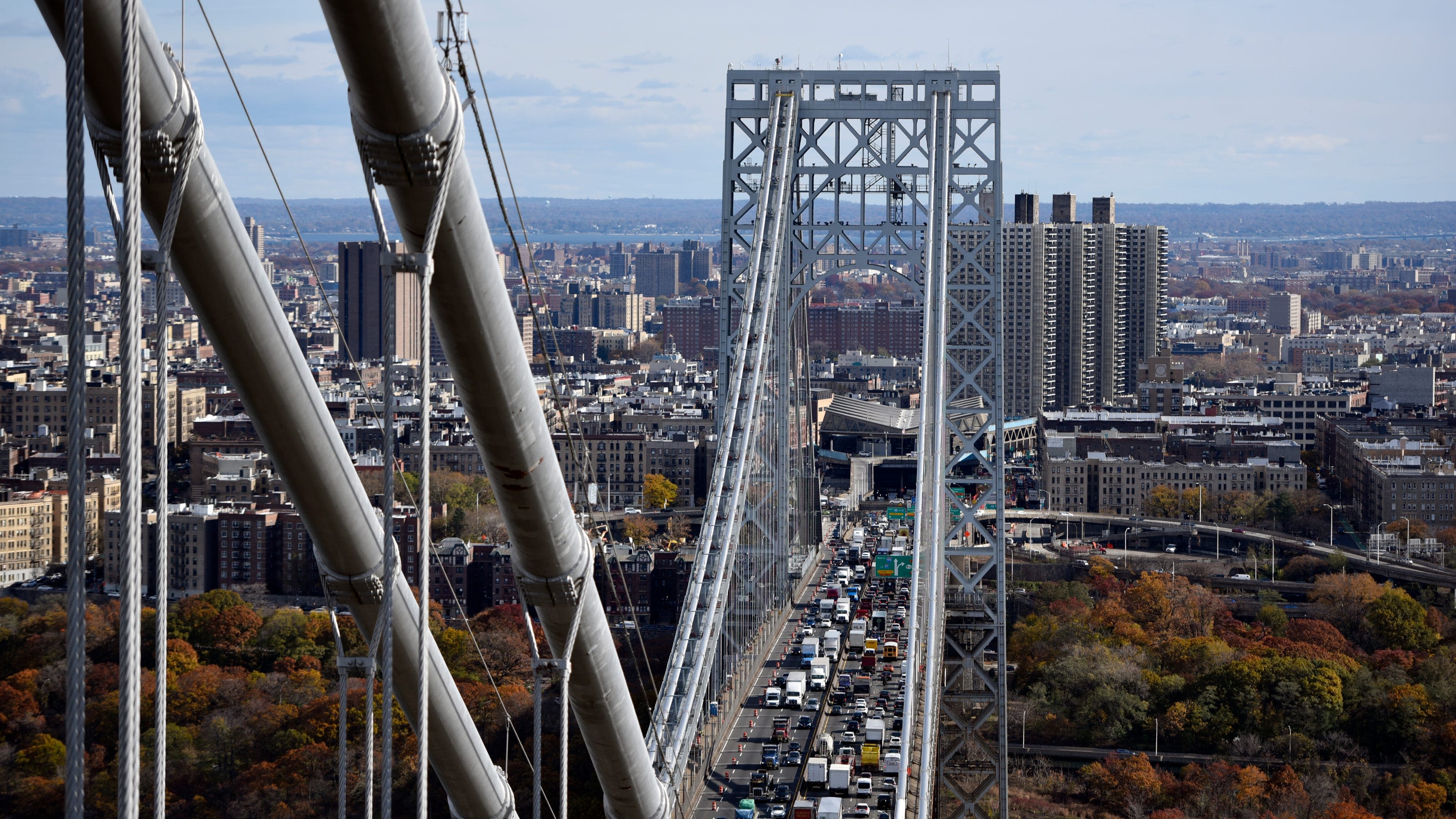 Person climbing George Washington Bridge has been removed, but massive traffic delays remain