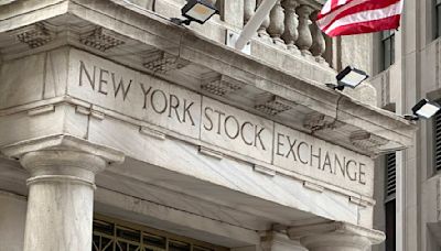 Stock market today: Wall Street poised for gains on strong earnings reports ahead of inflation data