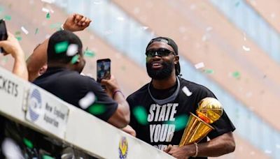 Celtics fans reunite Jaylen Brown with ring he lost during championship parade - The Boston Globe