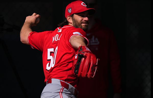 Cincinnati Reds reliever Sam Moll optioned to Louisville; Frankie Montas to be activated