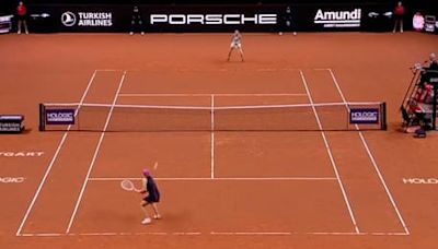 Midas touch: how to hit a topspin-heavy forehand like Iga Swiatek