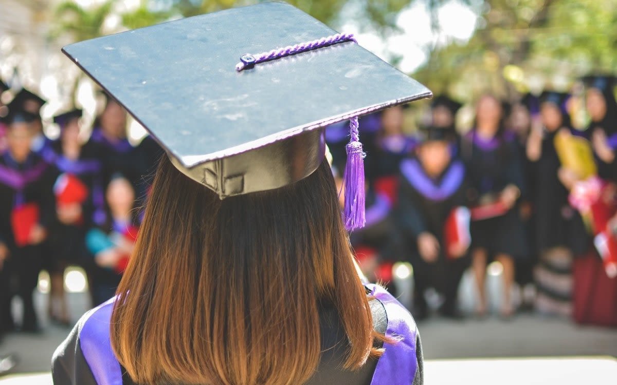 ConGRADulations! 100 Messages To Write in a Graduation Card To Celebrate the Class of 2024