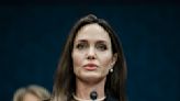Revelan fotos de los moretones de Angelina Jolie tras la supuesta pelea con Brad Pitt en 2016