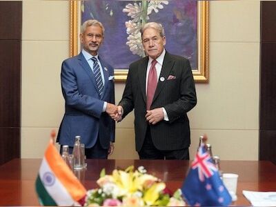 EAM Jaishankar meets New Zealand Dy PM Peters on sidelines of Asean meet