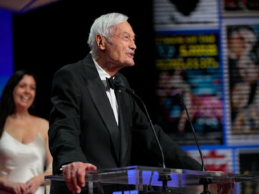 Roger Corman, mentor de Hollywood y "rey de la serie B", muere a los 98 años